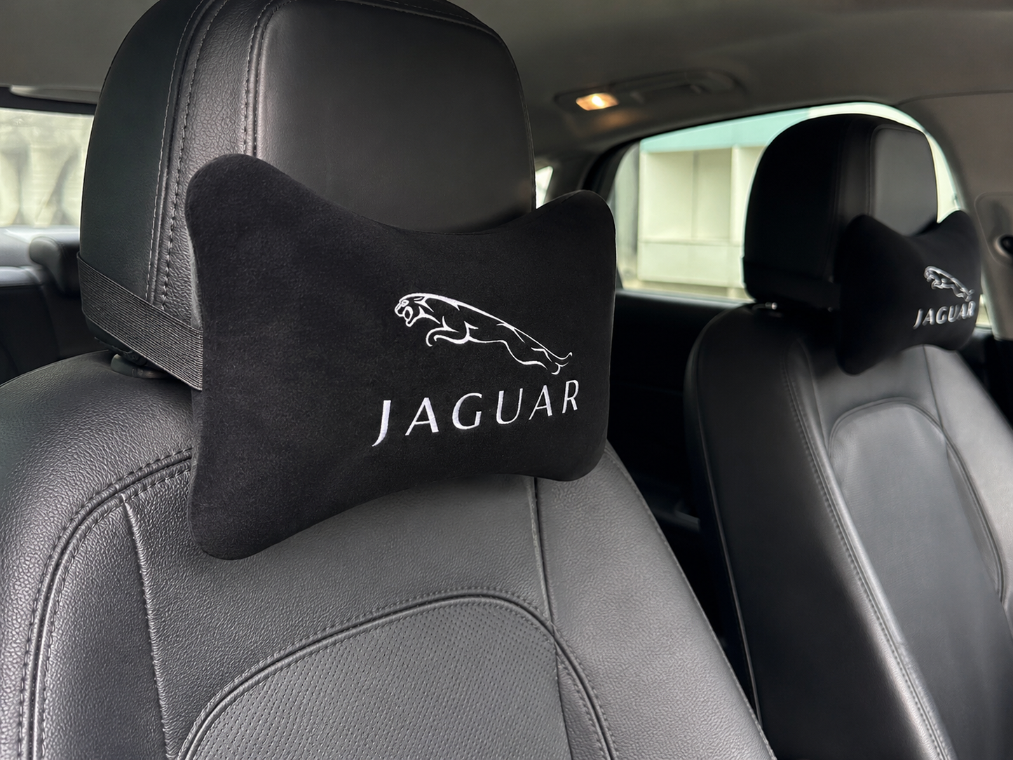 JAGUAR Velvet Neck Pillow, 2pcs