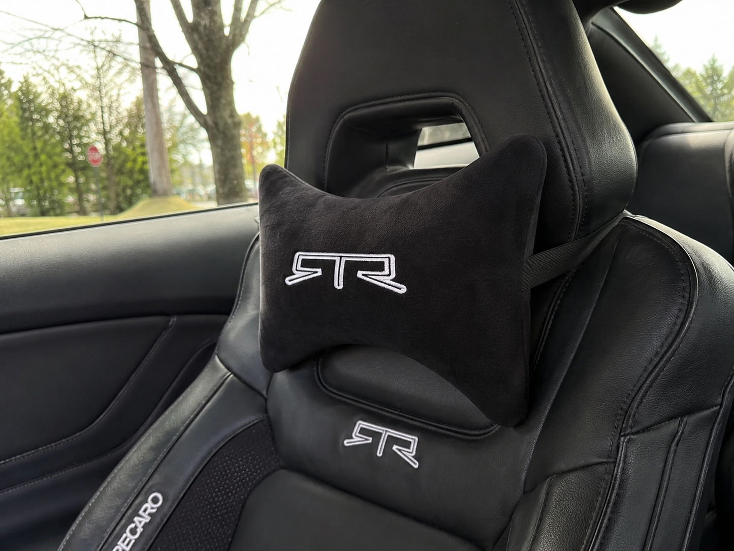 Mustang Velvet Neck Pillow, 2pcs ( Dark Horse - RTR )