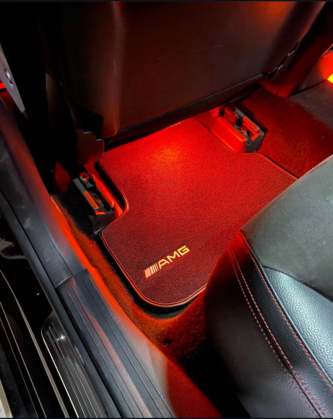 Mercedes Benz ( AMG ) Carpet Car Floor Mats Custom fit for all Model Carpet Liner