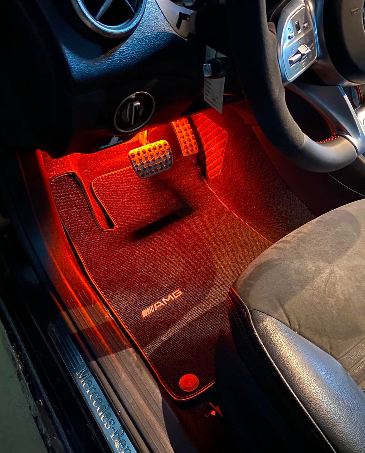 Mercedes Benz ( AMG ) Carpet Car Floor Mats Custom fit for all Model Carpet Liner